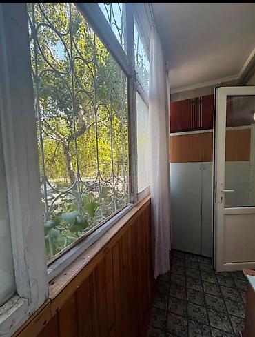110: 3 комнаты, 70 м², Асанбай мкр 105 серия, 1 этаж — 6