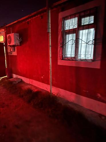 Günlük kirayə evlər: Kirayə üçün həyət evi - 1 mərtəbəli həyət evi, hasarlı sahə - — 1