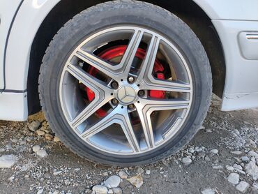 corolla runx: Дөңгөлөктөр монтажда 225 / 50 / R 17, Кыш, Колдонулган, Комплект, Жеңил унаалар, Куйма, тешиктери - 4