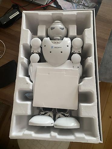 robot əlcək: UBTECH Robotics Alpha Series interaktiv robot - Marka/model: UBTECH — 6