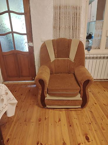 mebel divan kreslo: İşlənmiş, Klassik divan, Divan, Bazalı — 1