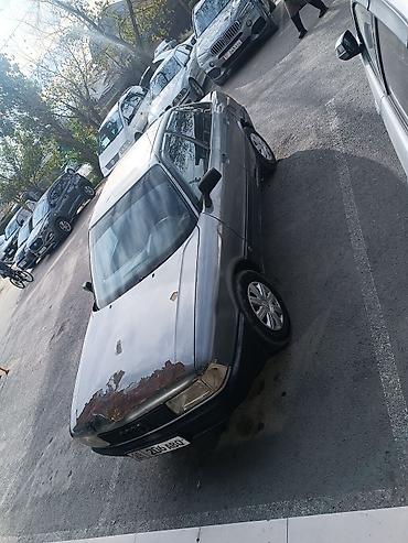 bud e9: Audi 80: 1990 г., 1.9 л, Механика, Бензин, Седан — 3