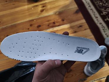 Кроссовки и спортивная обувь: Мужские кроссовки, 42, New Balance, Новый, цвет - Серый, Платная доставка — 5