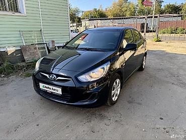 vip bus: Hyundai Solaris: 2013 г., 1.6 л, Механика, Бензин, Седан — 2