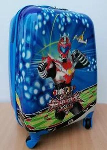 Rančevi, torbe i koferi: Dečiji kofer plave boje sa printom robota, idealan za putovanja. Kofer — 8
