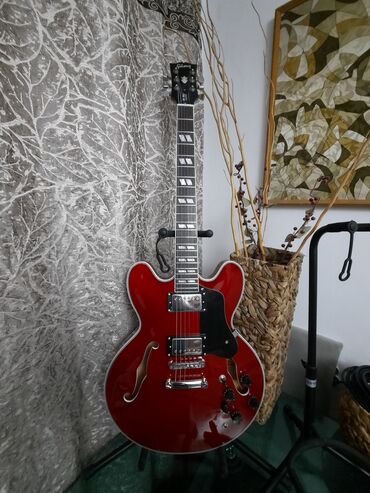 Гитары: Gibson ES-335,Semi Hollow HH, новая в упаковке. Отстроена мастером