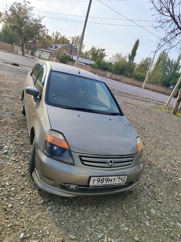 каропка ауди с4 2 3: Honda Stream: 2001 г., 2 л, Автомат, Бензин, Вэн/Минивэн