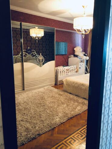 Köhnə tikili: Bakı, 3 otaqlı, Köhnə tikili, m. Gənclik, 110 kv. m -da lalafo.az — 17 Köhnə tikili: Bakı, 3 otaqlı, Köhnə tikili, m. Gənclik, 110 kv. m — 17