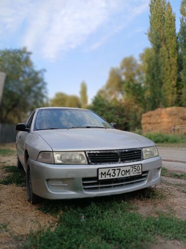 машина алмашу: Mitsubishi Lancer: 2000 г., 1.3 л, Механика, Бензин