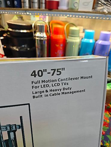 Кронштейны: Кронштейн для телевизора 40-75 Размер телевизора от 40-75 дьюмов Для — 4