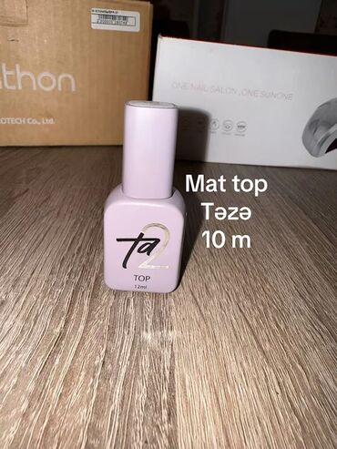 Manikür və pedikür məhsulları: Dırnaq üçün gel lak, Yeni, Ünvandan götürmə — 24