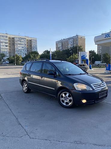 devo matiz: Toyota Avensis: 2001 г., 2 л, Автомат, Бензин, Минивэн — 1