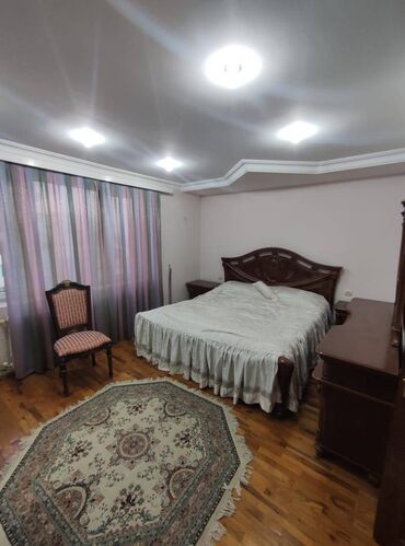 Uzunmüddətli kirayə mənzillər: Mənzil kirayə verilir. 9.7 mərtəbə, 2 otaq, 76 kv, Memar Əcəmi, tam — 9