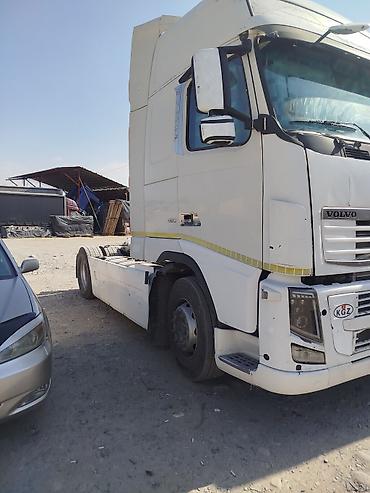 w211 e270: Тягач, Volvo, Без прицепа — 2