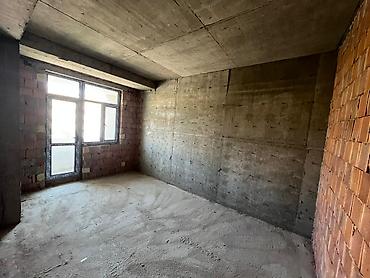 Mənzillər: Yasamal, 3 otaqlı, Yeni tikili, m. İnşaatçılar, 150 kv. m — 6