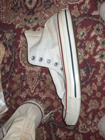 Women's Sneakers and athletic shoes: Converse Chuck Taylor All Star – uniseks, high-top kets - Model kodu — 12