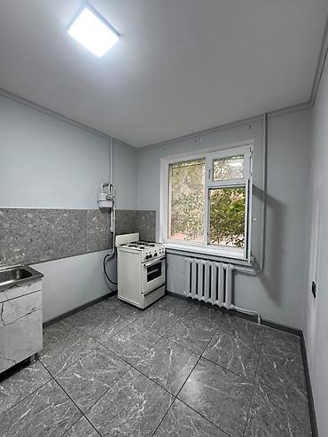 104серии: 1 комната, 30 м², 8 мкр 104 серия, 1 этаж, Свежий ремонт — 3