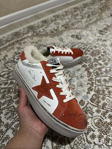 резиновый сопаги: Кроссовки, 37, Golden Goose, Новый, цвет - Оранжевый, Самовывоз — 1