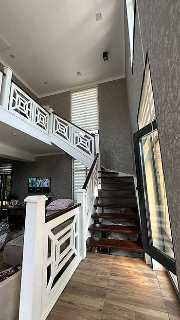 снять коттедж зимой: 🏡 **Продаётся 2-этажный кирпичный дом в дачном кооперативе — 5