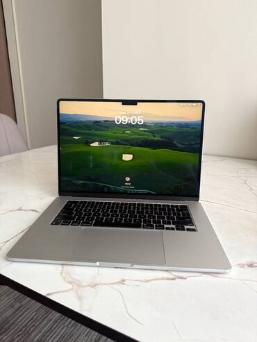 core i3 6100: Ноутбук, Apple, 8 ГБ ОЗУ, Apple M2, Б/у, Для работы, учебы, память SSD