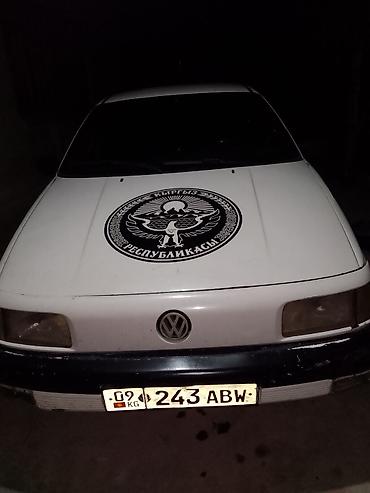 Унаа сатуу: Volkswagen Passat: 1991 г., 1.8 л, Кол менен иштөөчү, Бензин, Седан — 7