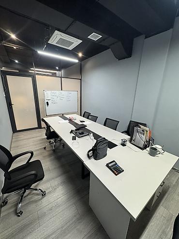 офис помещение: Сдаю Офис целиком: 79 м², С ремонтом, Первая линия, С высокими потолками, С грузовым лифтом, пандусом — 4