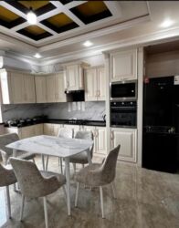 сдаю квартиру бишкек суточный: 1 комната, Душевая кабина, Постельное белье, Кондиционер