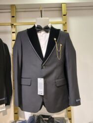 Kostyumlar: Tam dəst 3günlük icarəsi 30azn Üzərində verilir: *Kostyum dəsti — 10