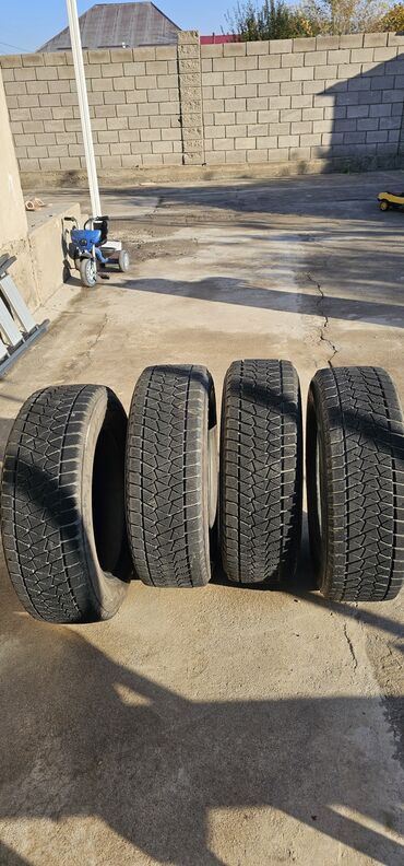 шины для нива: Шины 225 / 65 / R 17, Зима, Б/у, Комплект, Легковые, Япония, Bridgestone