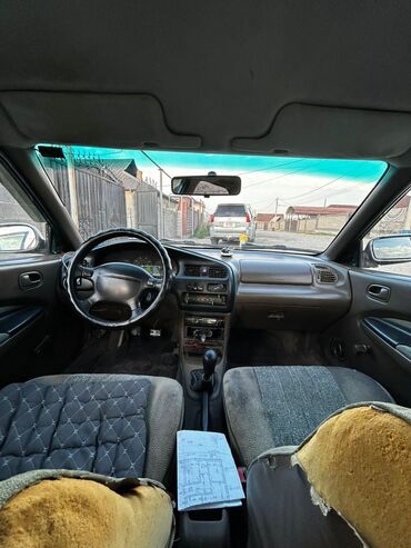 mazba 323: Mazda 323: 1995 г., 1.5 л, Механика, Бензин, Седан