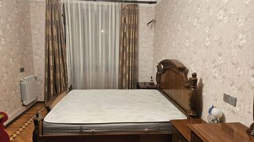 Uzunmüddətli kirayə mənzillər: Neftçilər metrosu yaxınlığında,229 nömrəli məktəbin yanında,5 — 2