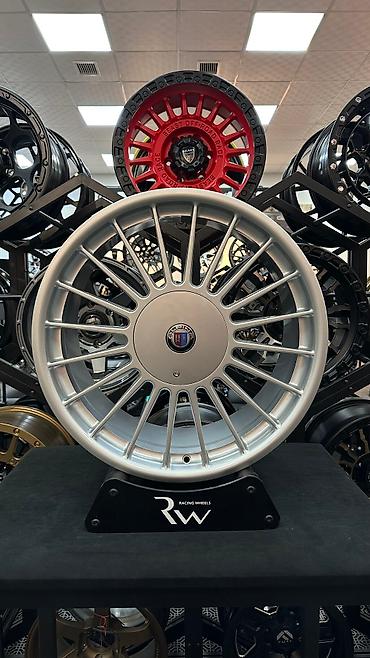 2555519: Диски R 22 отверстий - 5, Новый — 4