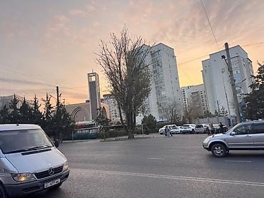 Продажа офисов: Продажа офисов 101 м², С ремонтом, С мебелью, Многоэтажное здание, 1 этаж — 7