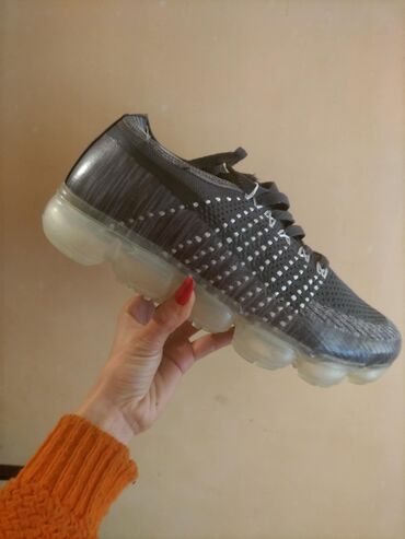 balencijaga patike: Patike, Cofra, veličina - 42 na lalafo.rs balencijaga patike: Patike, Cofra, veličina - 42