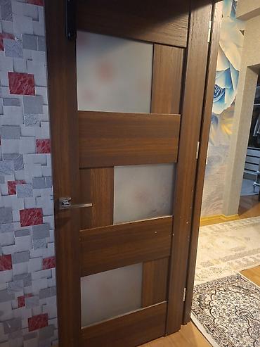 mdf material satışı: MDF interyer qapıları – tünd qəhvəyi ağac teksturası ilə - Model — 2