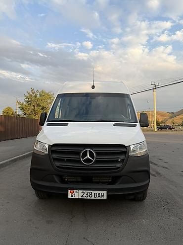 прокат колясок: Mercedes‑Benz Sprinter (длинная база, высокий потолок), белый цвет — 3