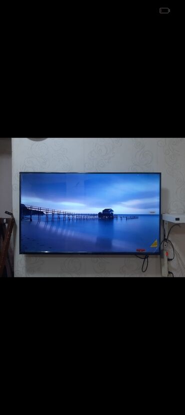 Otaq qapıları: Televizor 109 ekran 300 azn smartdı 20 gündü alnıb köçlə bağlı satlır