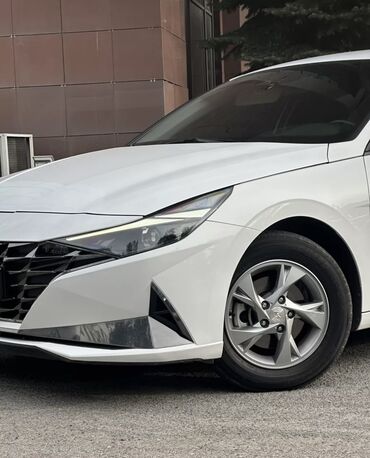 Hyundai: Hyundai Avante: 2020 г., 1.7 л, Вариатор, Бензин, Седан