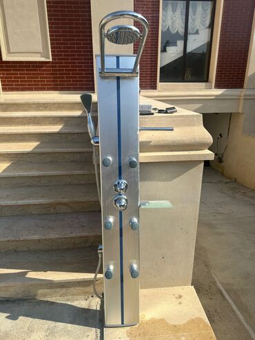 Duş kabinaları, arakəsmələr: Üstü qapalı kabina, Künc üçün — 5