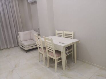 Uzunmüddətli kirayə mənzillər: Nərimanov metrosu yaxınlığında 16 mərtəbəli binanın 14-cü mərtəbəsində — 3