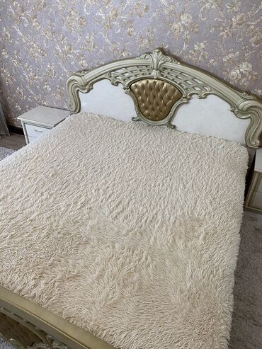 кровать из палет: Спальный гарнитур, Двуспальная кровать, цвет - Белый