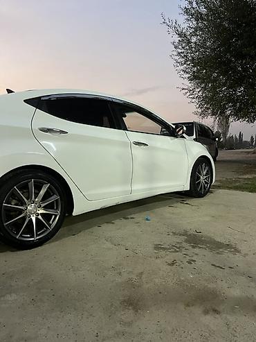 gl x164: Hyundai Avante: 2011 г., Автомат, Седан — 6