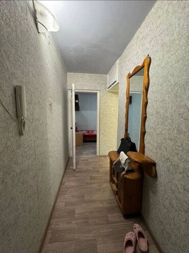 рассрочку квартиру: 1 бөлмө, 32 кв. м, 104-серия, 4 кабат, Косметикалык ремонт