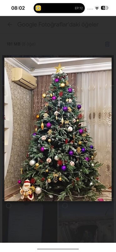 yolka gence: Böyük ölçülü bəzədilmiş Yeni il ağacı - Realistik şam budaqları, qar