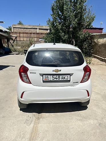 spark 2016: Chevrolet Spark: 2016 г., 1 л, Вариатор, Бензин, Хэтчбэк — 5