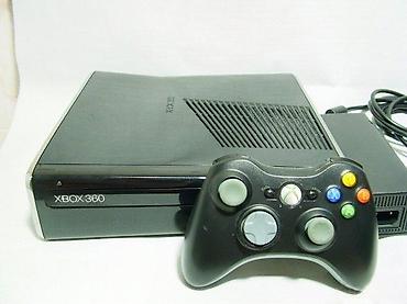 where to sell used electronics: U ponudi Xbox 360 konzola, odlično očuvana. Noviji model sa pločom — 7