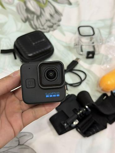 Экшн‑камера GoPro HERO11 Black Mini с комплектом аксессуаров в