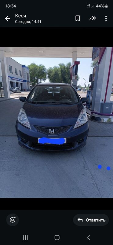продаю в связи с переездом: Honda Fit: 2008 г., 1.5 л, Автомат, Бензин, Седан