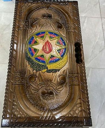el oyunları: Qoz ağacından hazırlanmış əl işi olan diplomat nərdlər.Daşı, Zəri və — 2