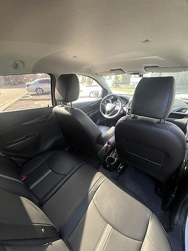 spark 2016: Chevrolet Spark: 2020 г., 1 л, Вариатор, Бензин, Хэтчбэк — 9